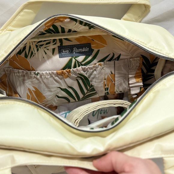 Lug Rumble Tote Bag - Cream 🦄 - Picture 2 of 3